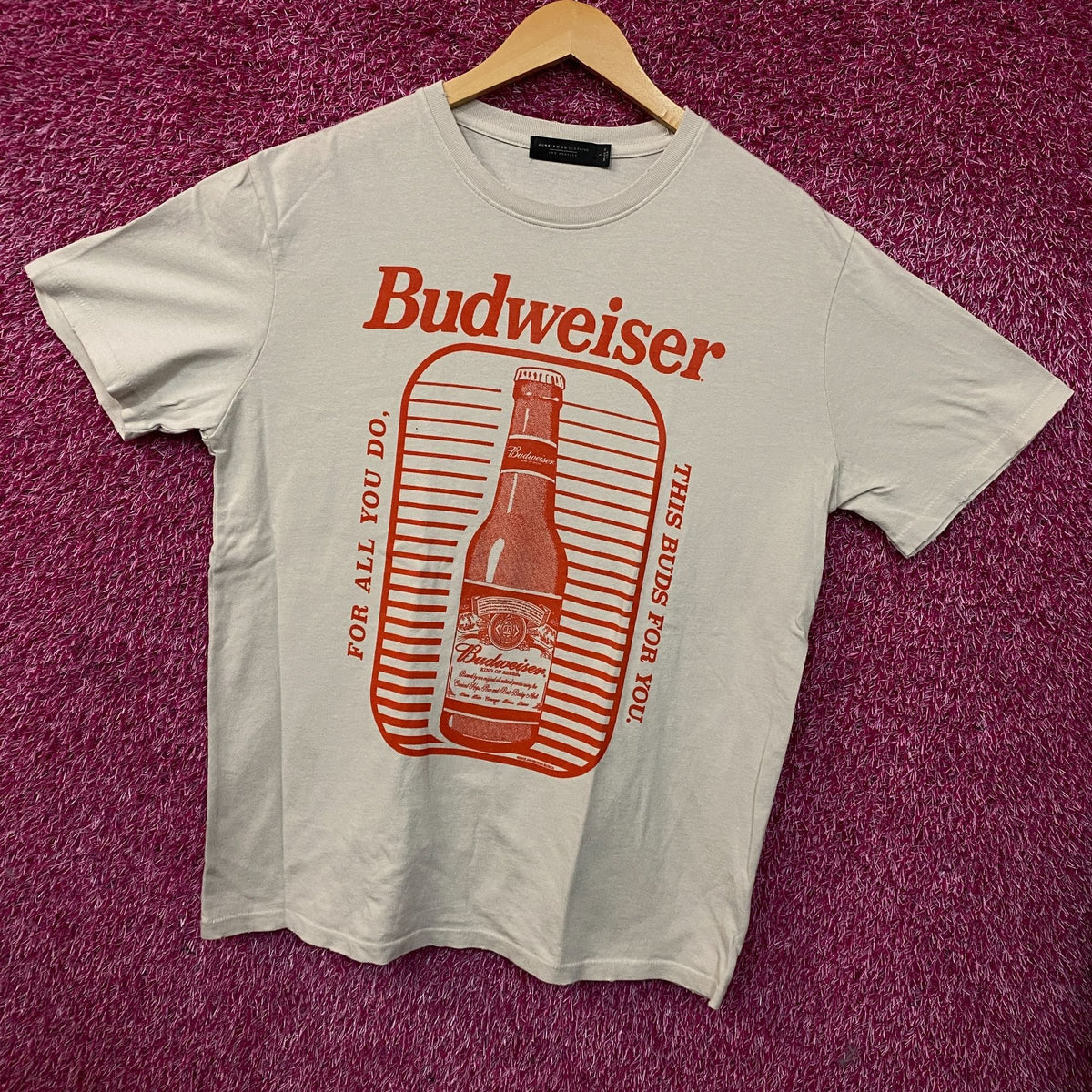 Budweiser "This Bud's for You" Retro Graphic T-Shirt Large