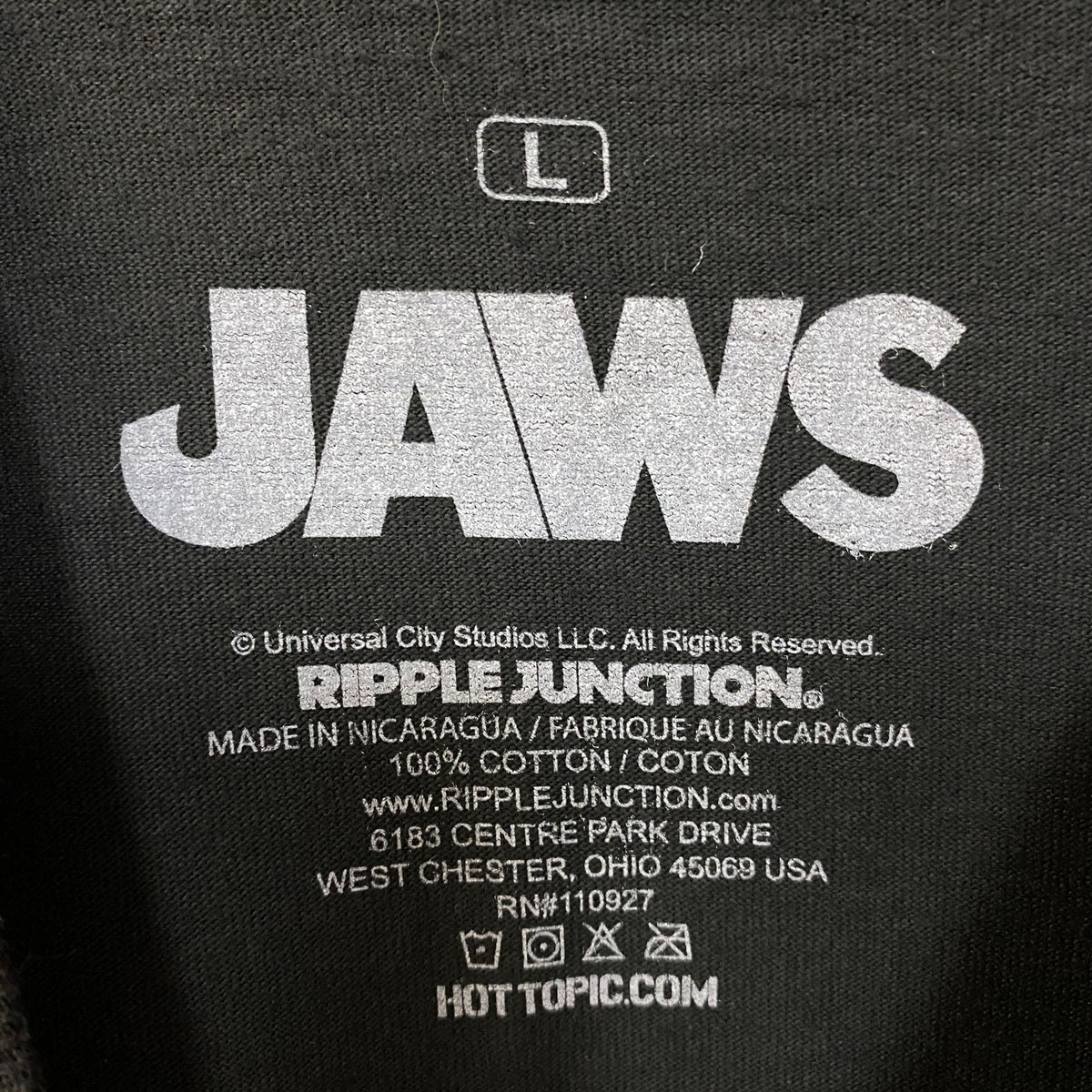 Ripple Junction Jaws Manga Artwork Retro Style T-Shirt Large