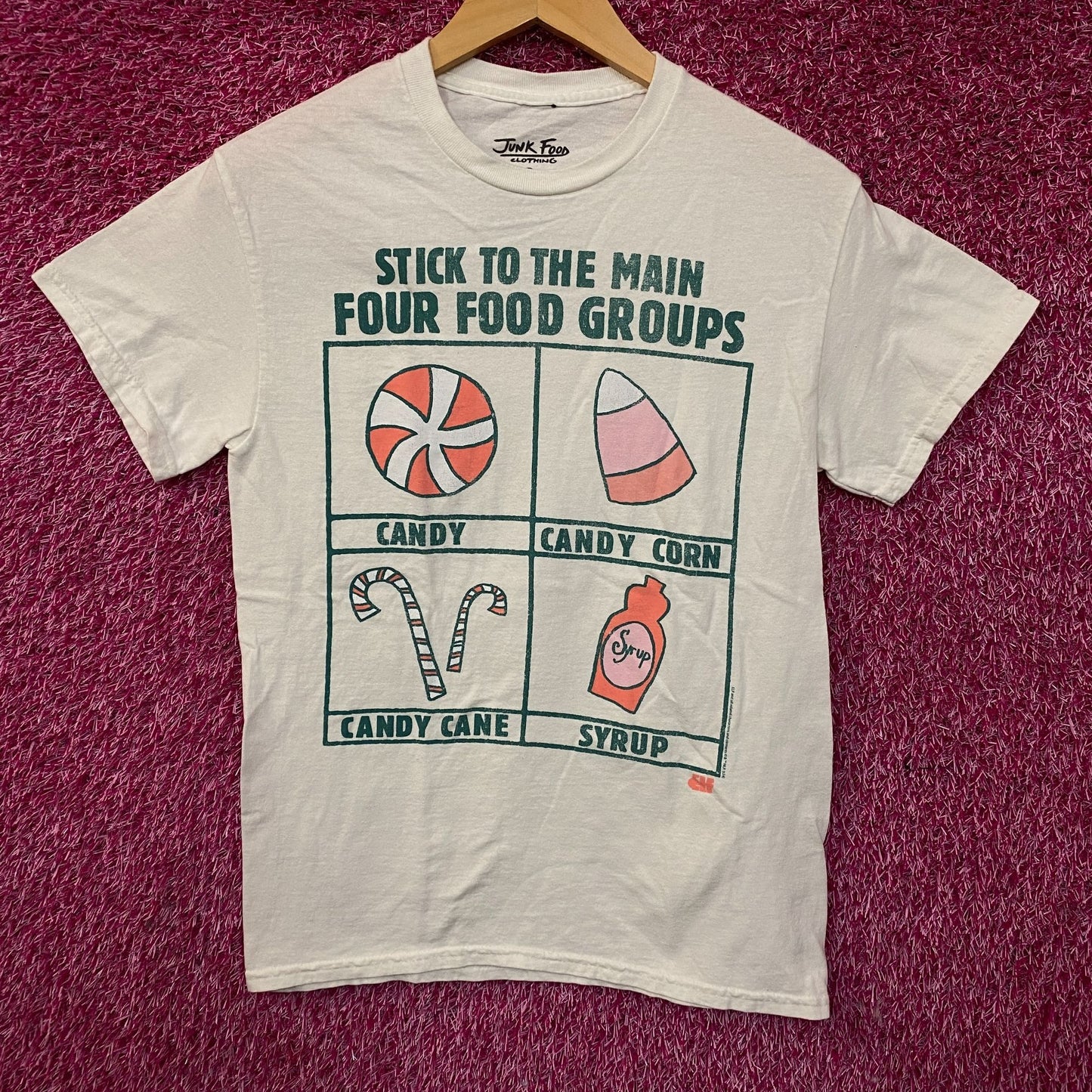 Junk Food Clothing Elf "Stick to the Main Four Food Groups" T-Shirt XS