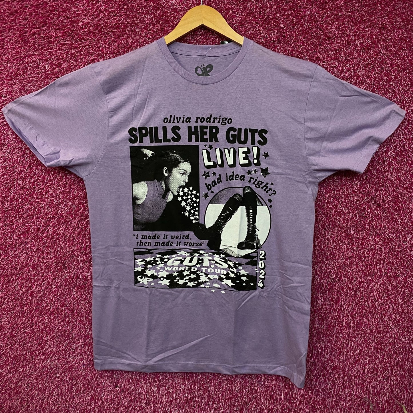 Olivia Rodrigo "Spills Her Guts LIVE!" Graphic T-shirt XL