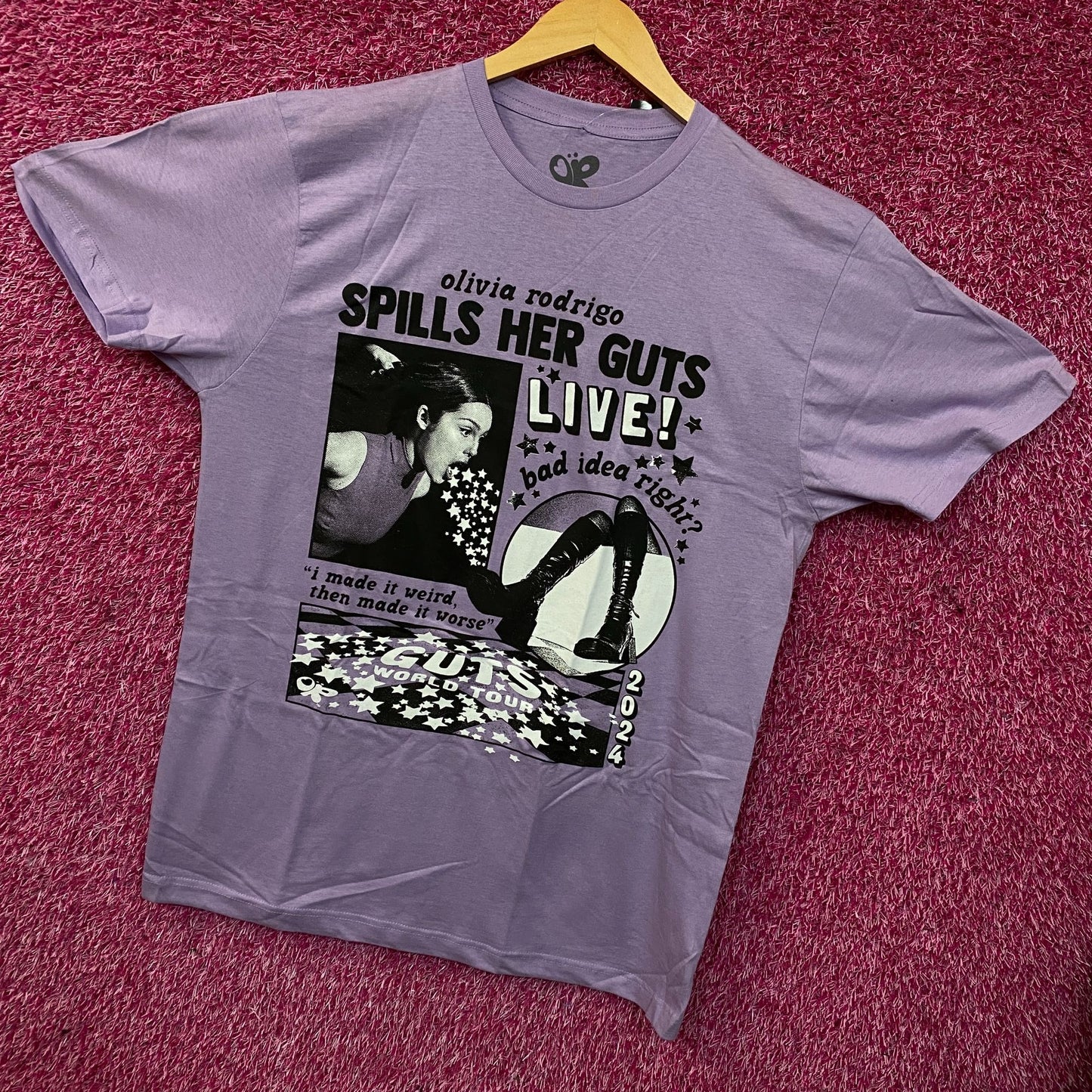 Olivia Rodrigo "Spills Her Guts LIVE!" Graphic T-shirt XL