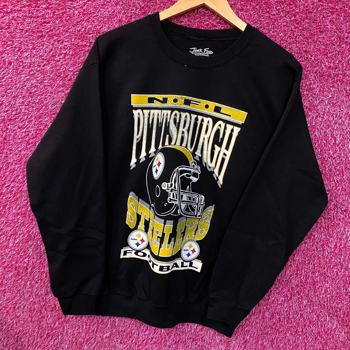 Junk Food Clothing NFL Pittsburgh Steelers Helmet Flea Market Crew Fleece Sweatshirt Small