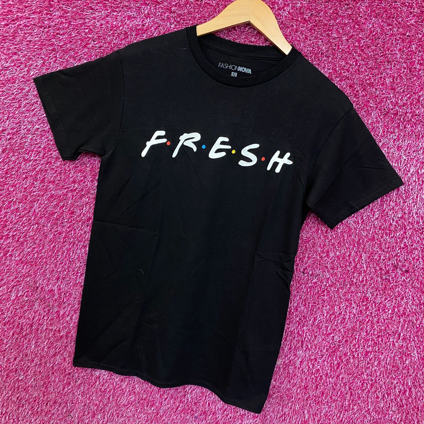 Fashion Nova Keepin' It Fresh Graphic T-Shirt Small