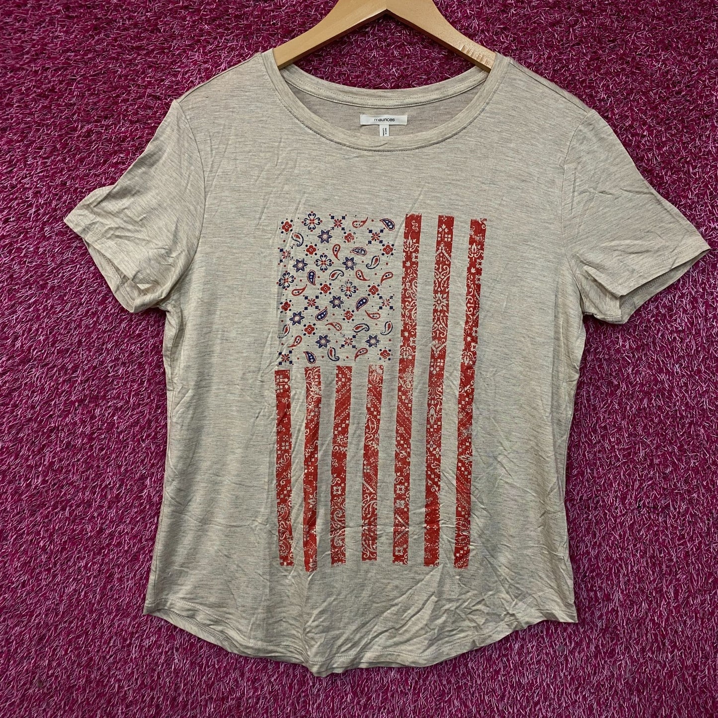 Maurices Printed American Flag Women's Graphic Tissue T-Shirt Medium
