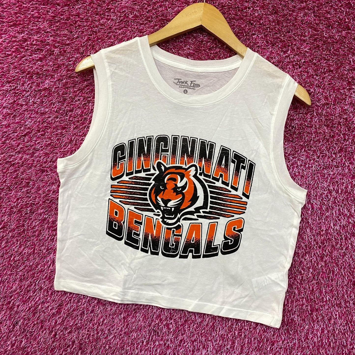 Junk Food Clothing NFL Cincinnati Bengals Cropped Sleeveless T-Shirt Small