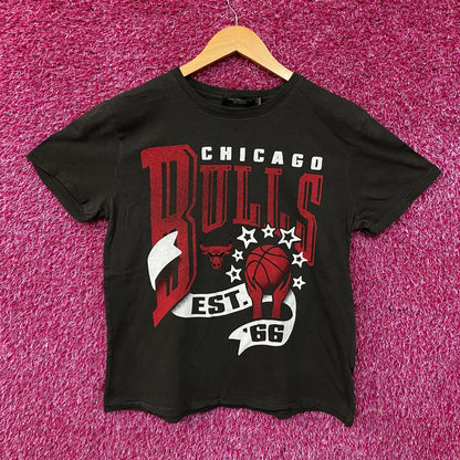 Junk Food NBA Chicago Bulls EST. '66 Women's Graphic T-Shirt Small