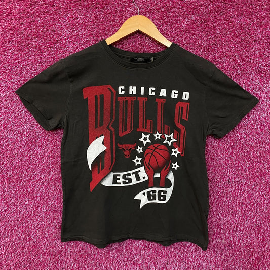 Junk Food NBA Chicago Bulls EST. '66 Women's Graphic T-Shirt Small
