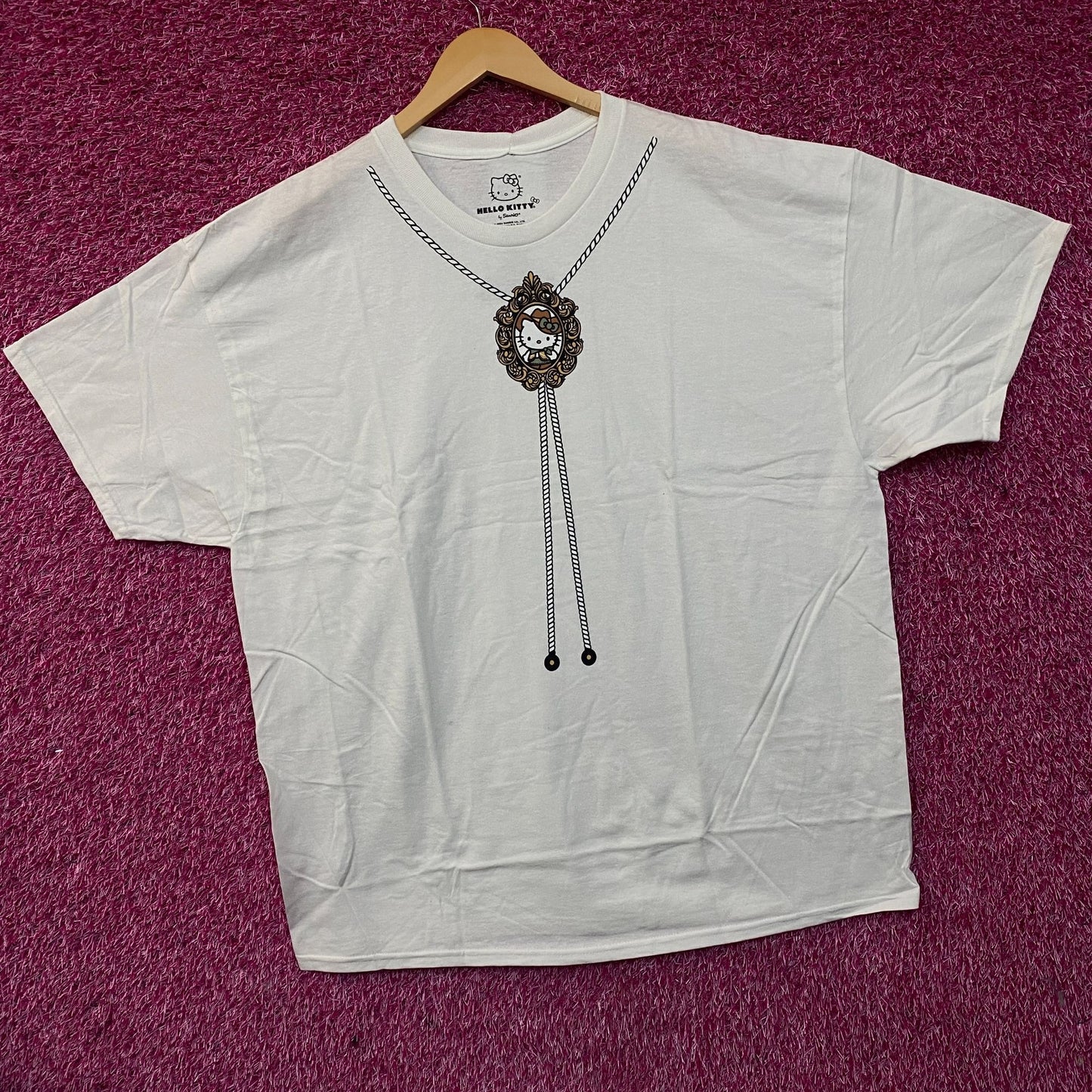 Sanrio Hello Kitty Bolo Tie Cute Graphic T-Shirt XL