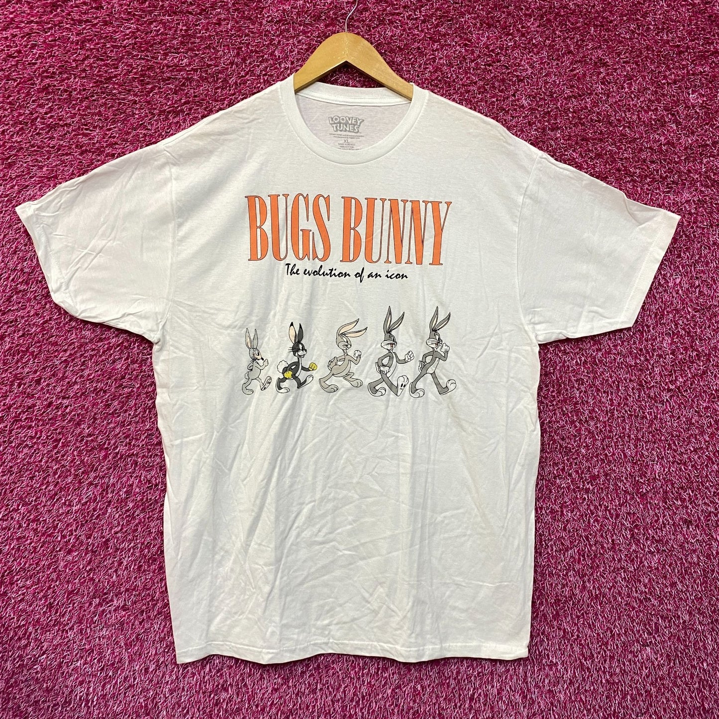 Looney Tunes Bugs Bunny Evolution of an Icon Tshirt size Extra Large