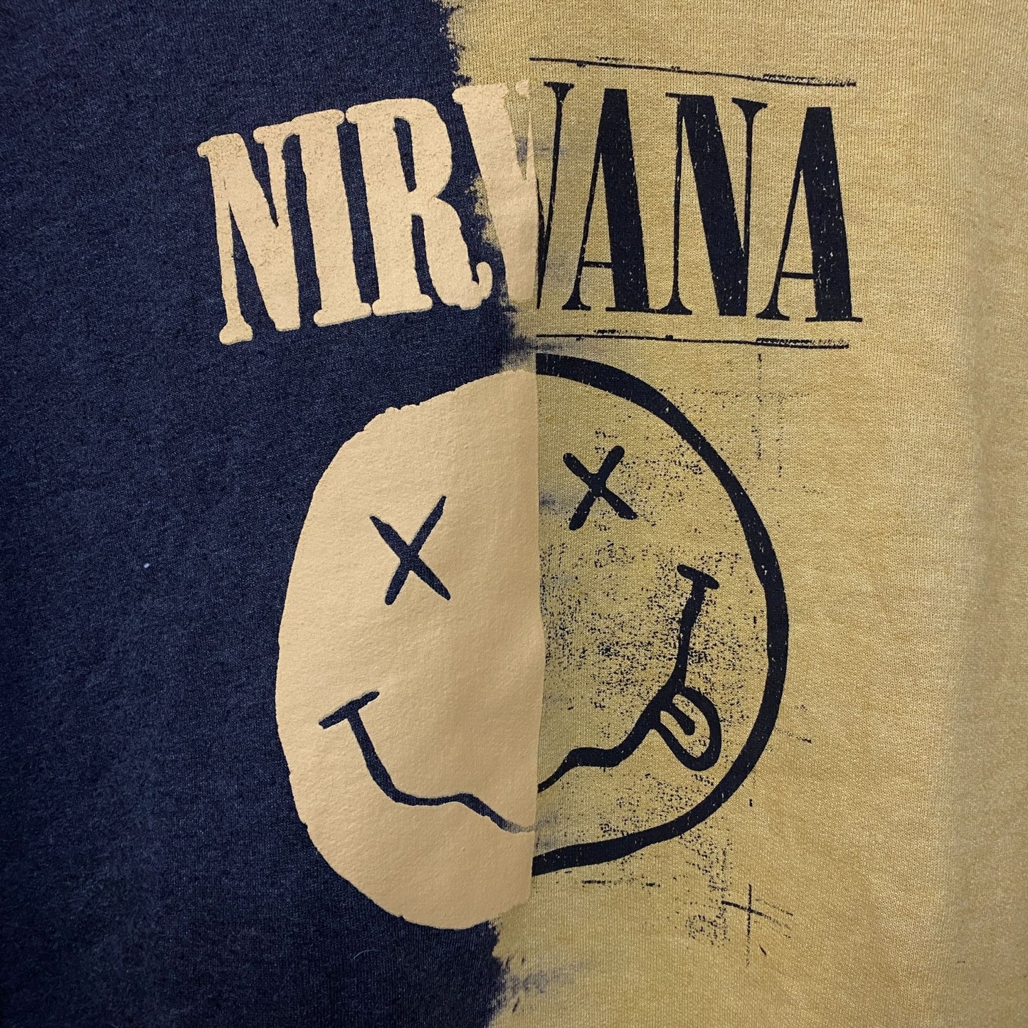 Nirvana Smiley Face Split Dye hoodie size 3XL