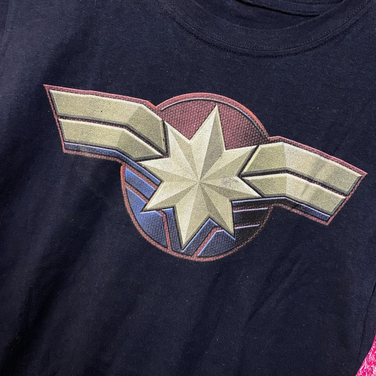 Wonder Woman Logo Tshirt size small