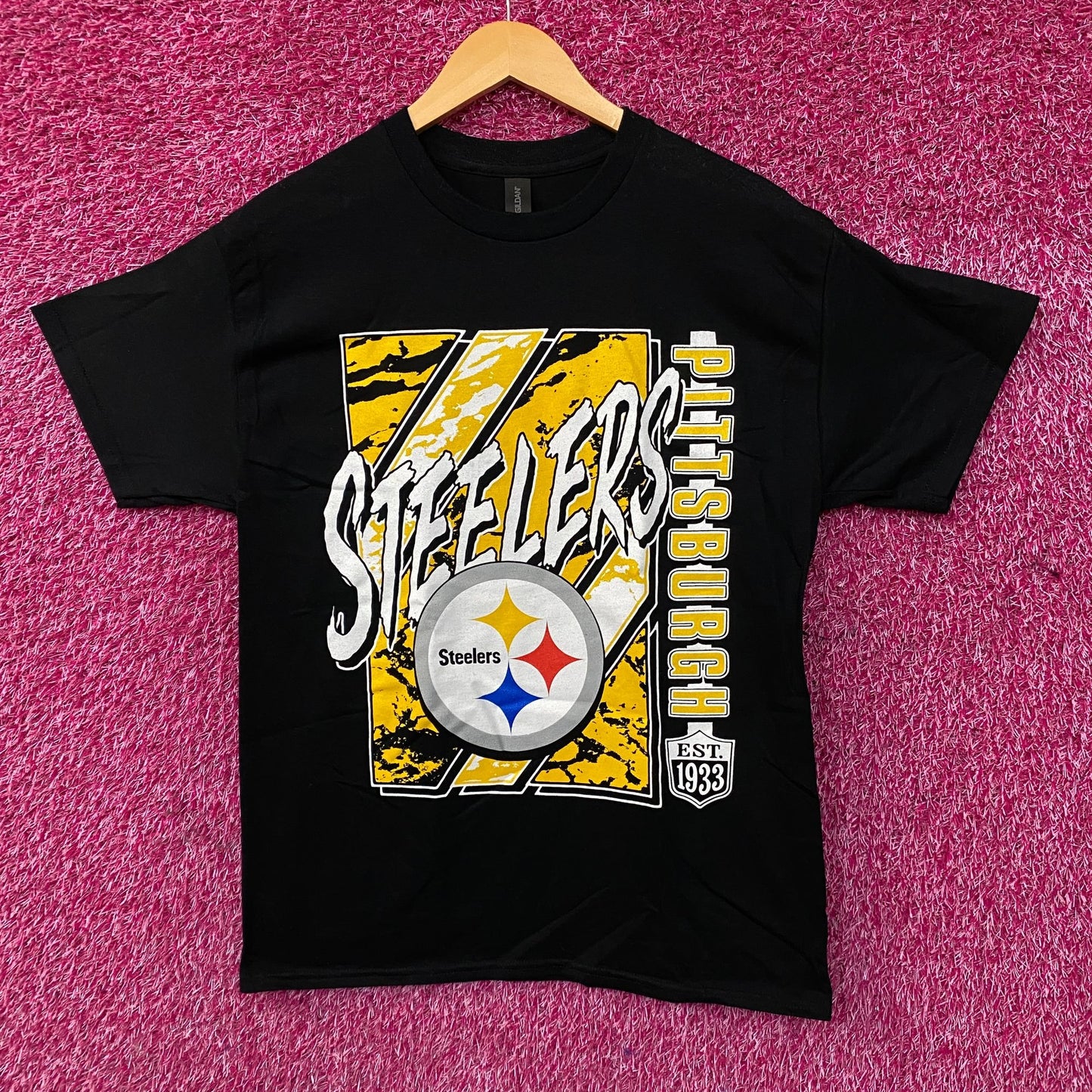 Junk Food Clothing NFL Pittsburgh Steelers Shift T-Shirt Medium