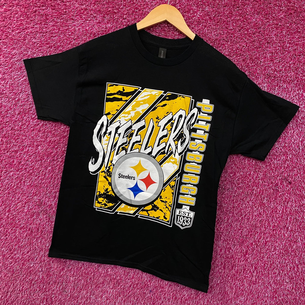 Junk Food Clothing NFL Pittsburgh Steelers Shift T-Shirt Medium