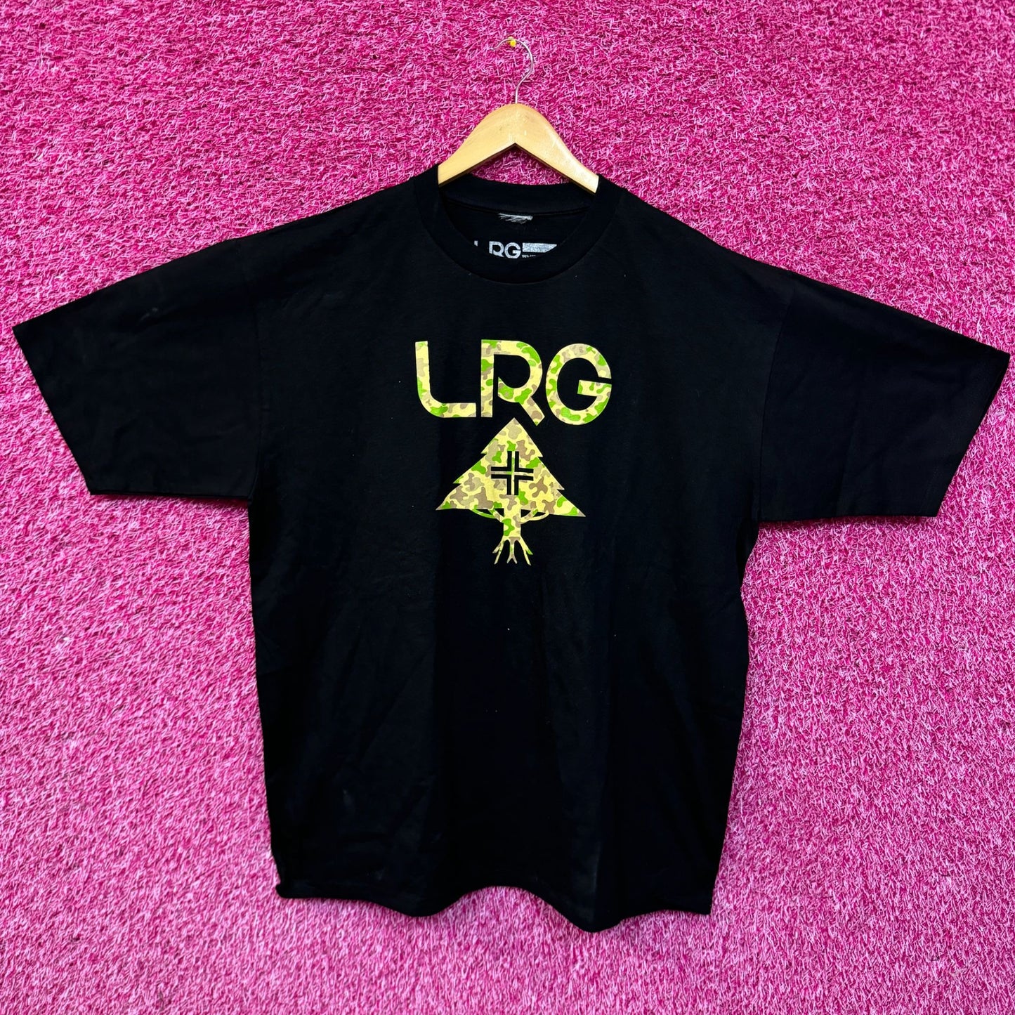 Lifted Research Group Camo LRG Logo T-shirt size 2XL