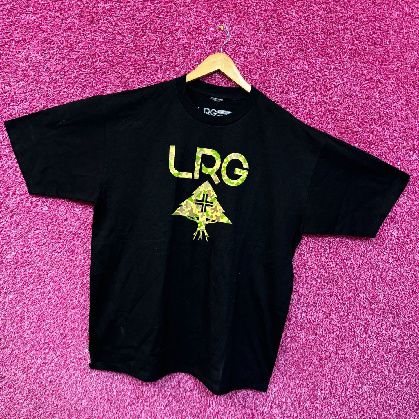 Lifted Research Group Camo LRG Logo T-shirt size 2XL