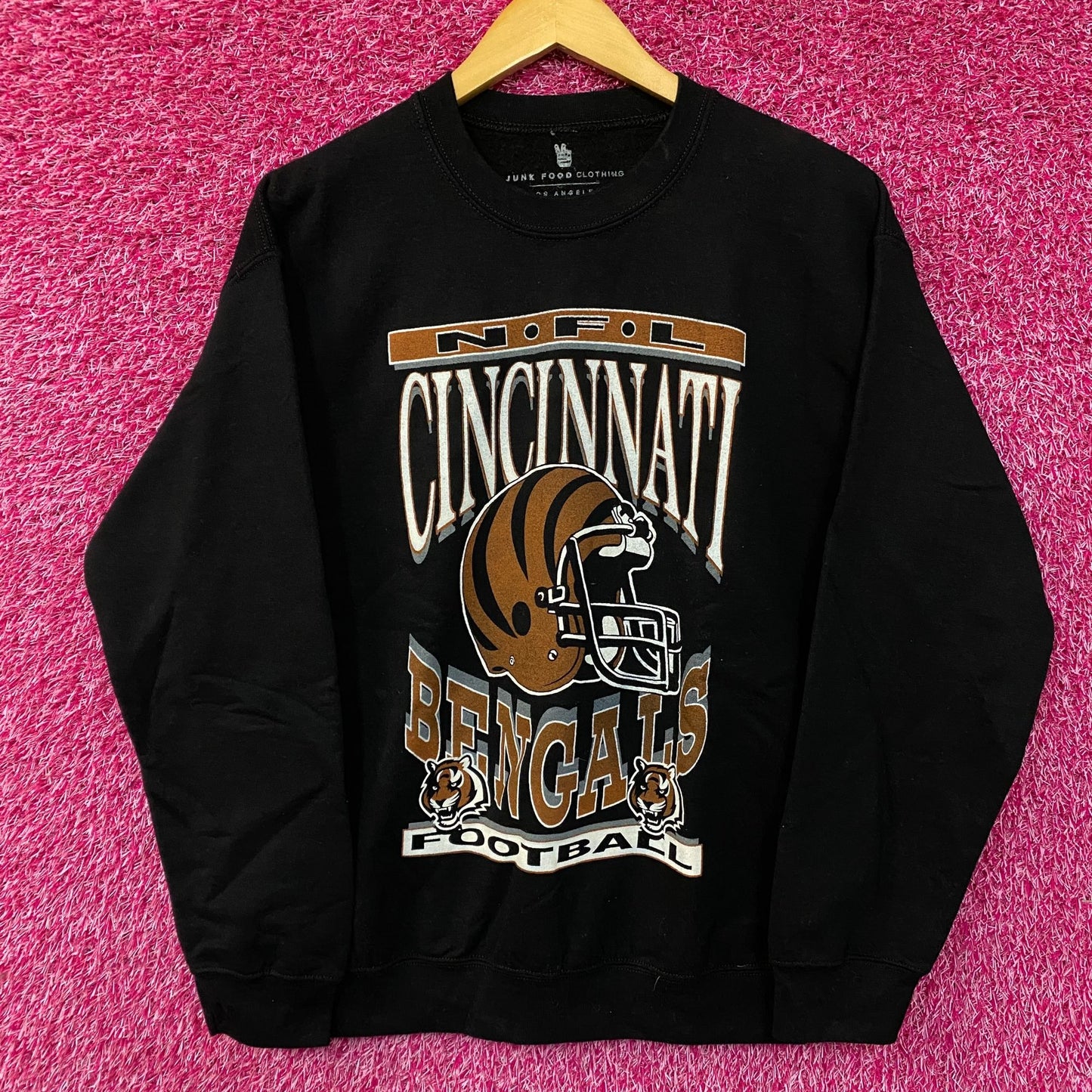 Cincinnati Bengals NFL Helmet Logo Crewneck Sweatshirt Small