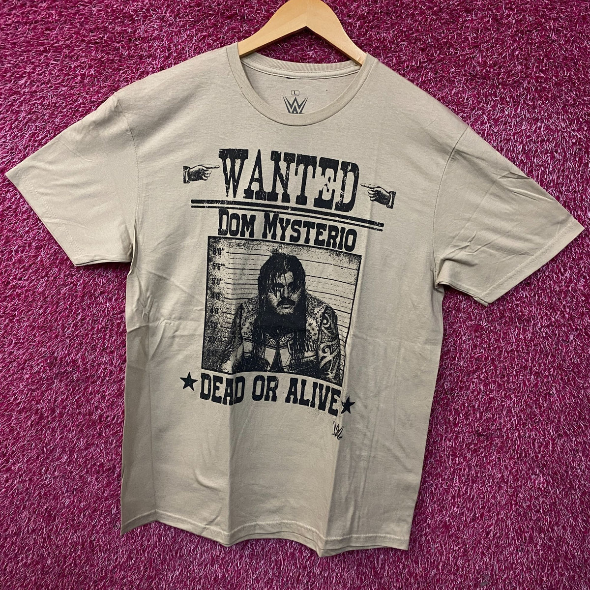 WWE Ripple Junction Dominik Mysterio "Wanted" Poster Graphic T-Shirt Large