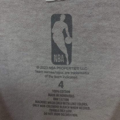 Miami Heat NBA Basketball Flaming Ball Logo T-shirt Size 4