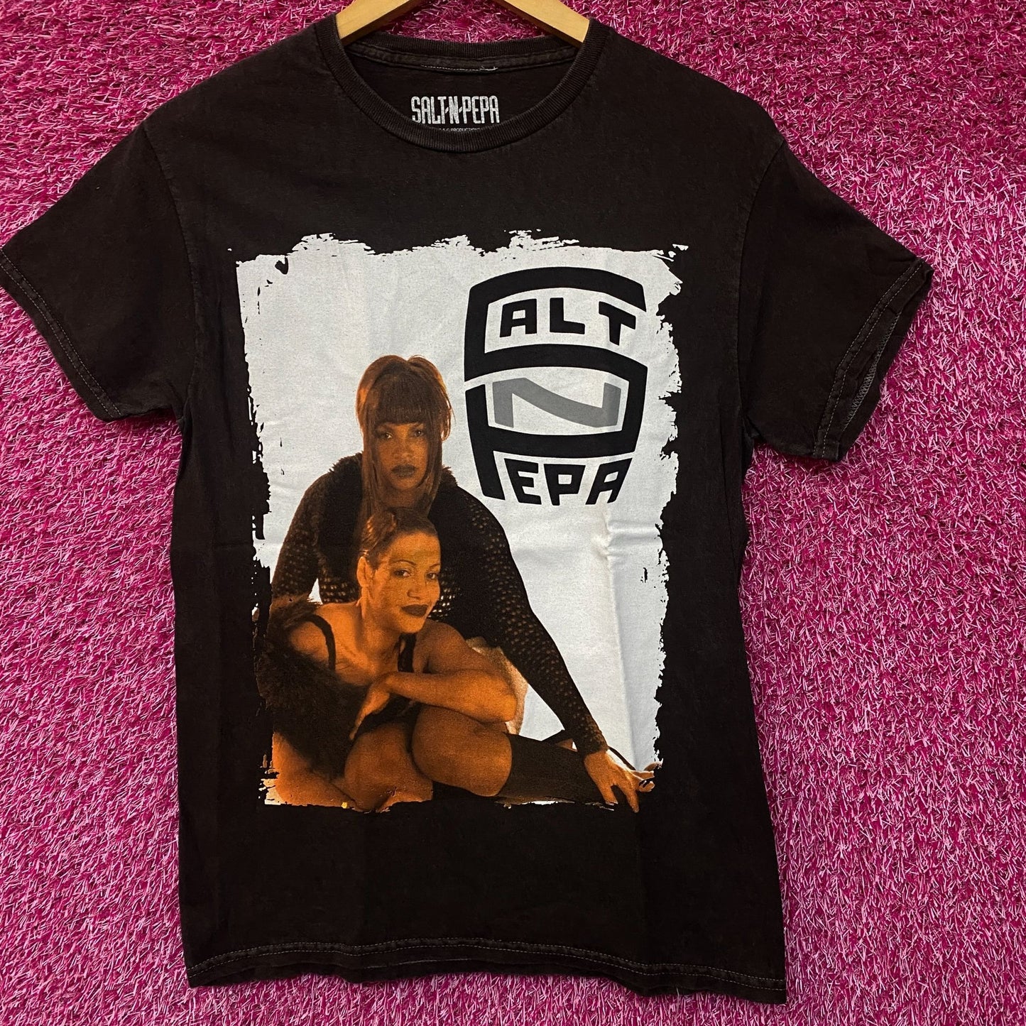 Salt N Pepa Mineral Wash Rap Tshirt size Small