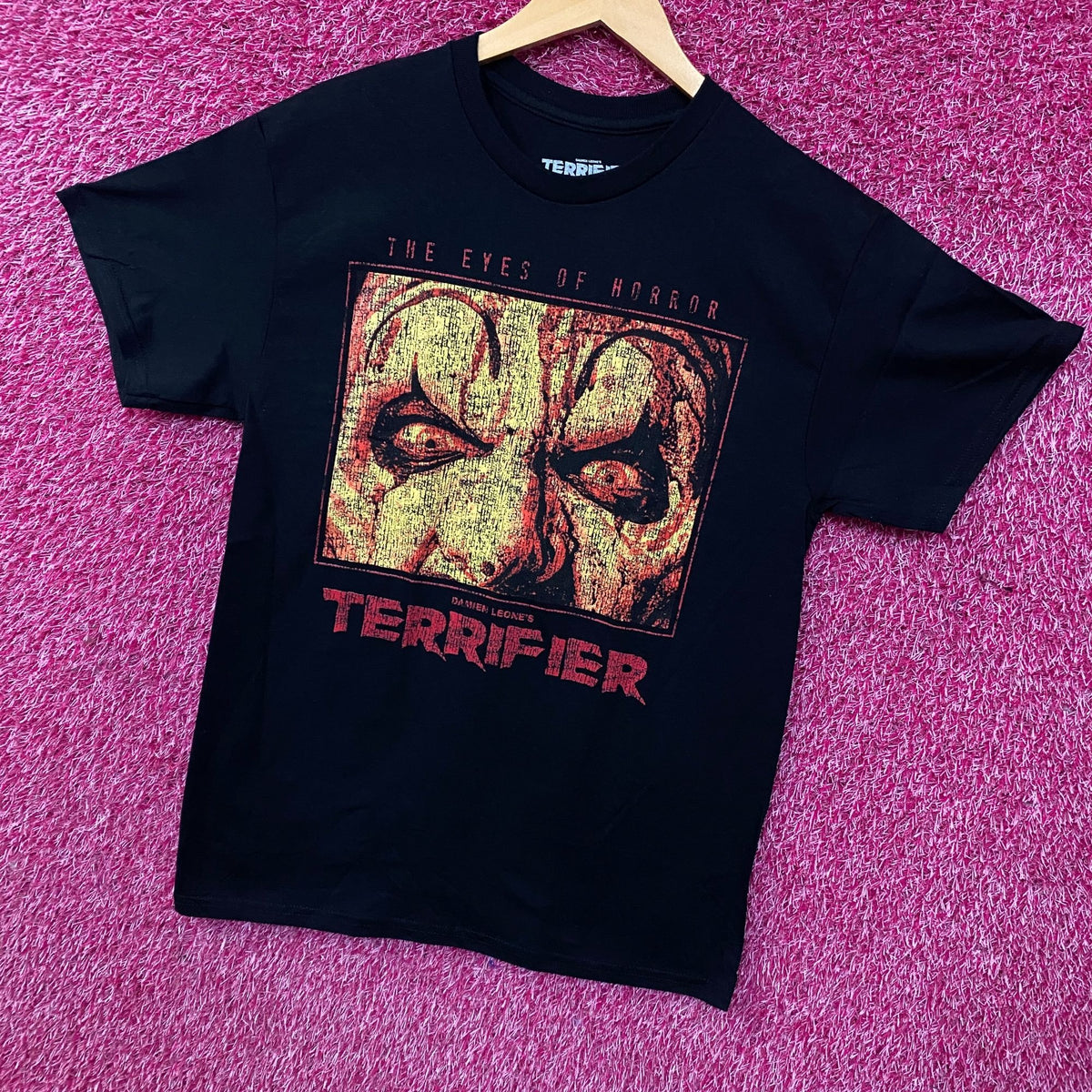 Terrifier "Eyes of Horror" Art The Clown Horror Graphic T-Shirt Medium