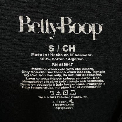 Betty Boop Heroine Of Hearts Graphic Design T-Shirt Small