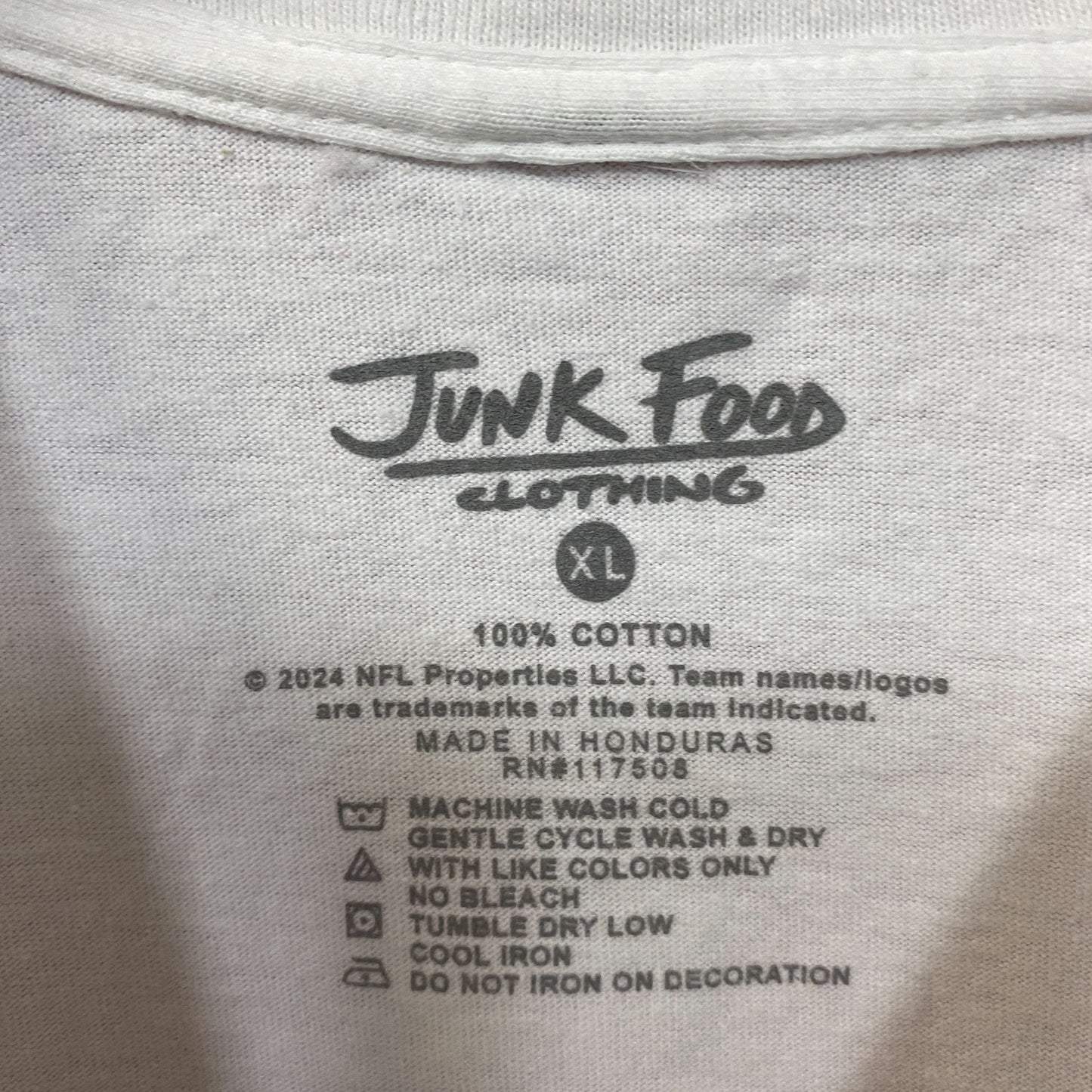 Junk Food Pittsburgh Steelers Football Helmet Logo T-Shirt XL