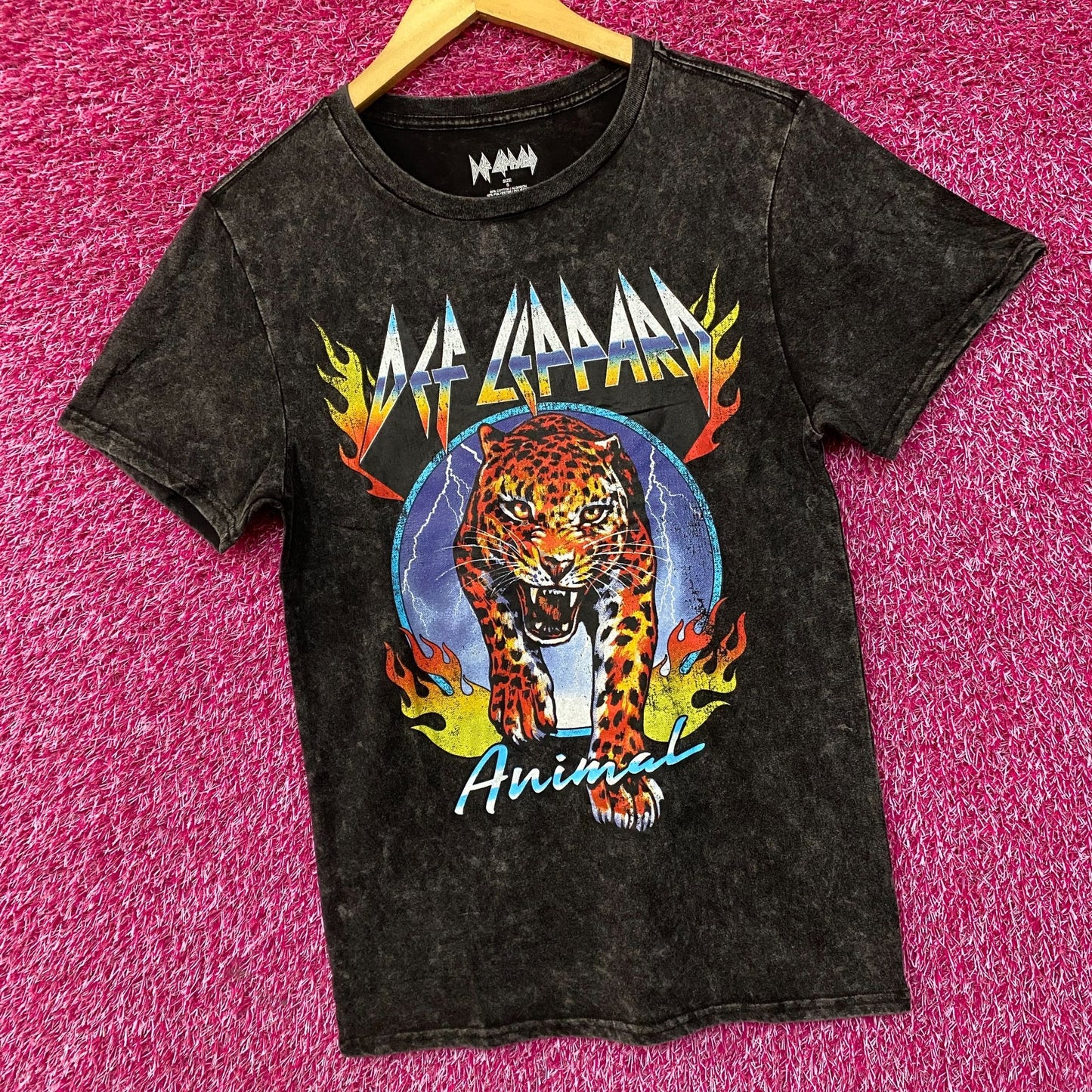 Def Leppard Hysteria Album Animal Graphic Heavy Metal Band T-Shirt Small