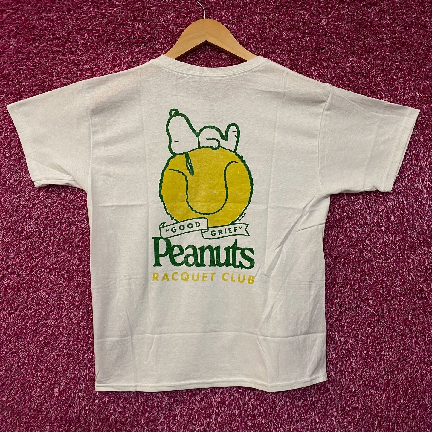 Junk Food Clothing Peanuts Racquet Club Graphic T-Shirt Large