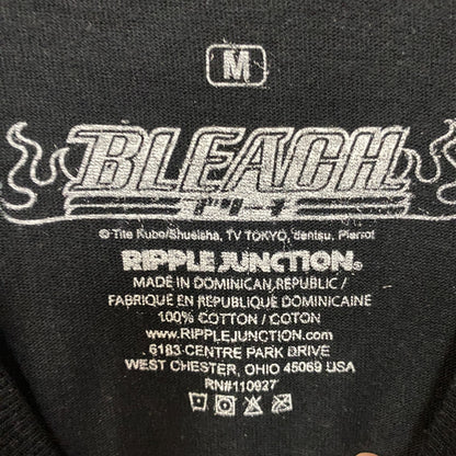 Bleach Ichigo Kurosaki Bankai and Hollow Mask Anime Graphic Design T-Shirt M