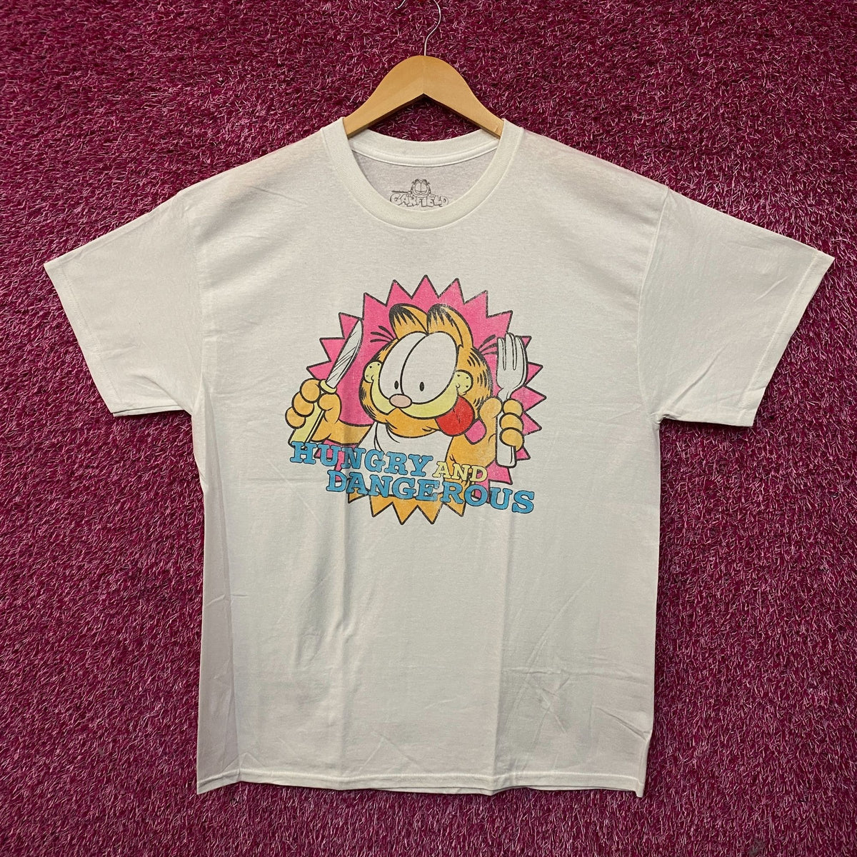 Garfield Hungry and Dangerous Graphic T-Shirt Large