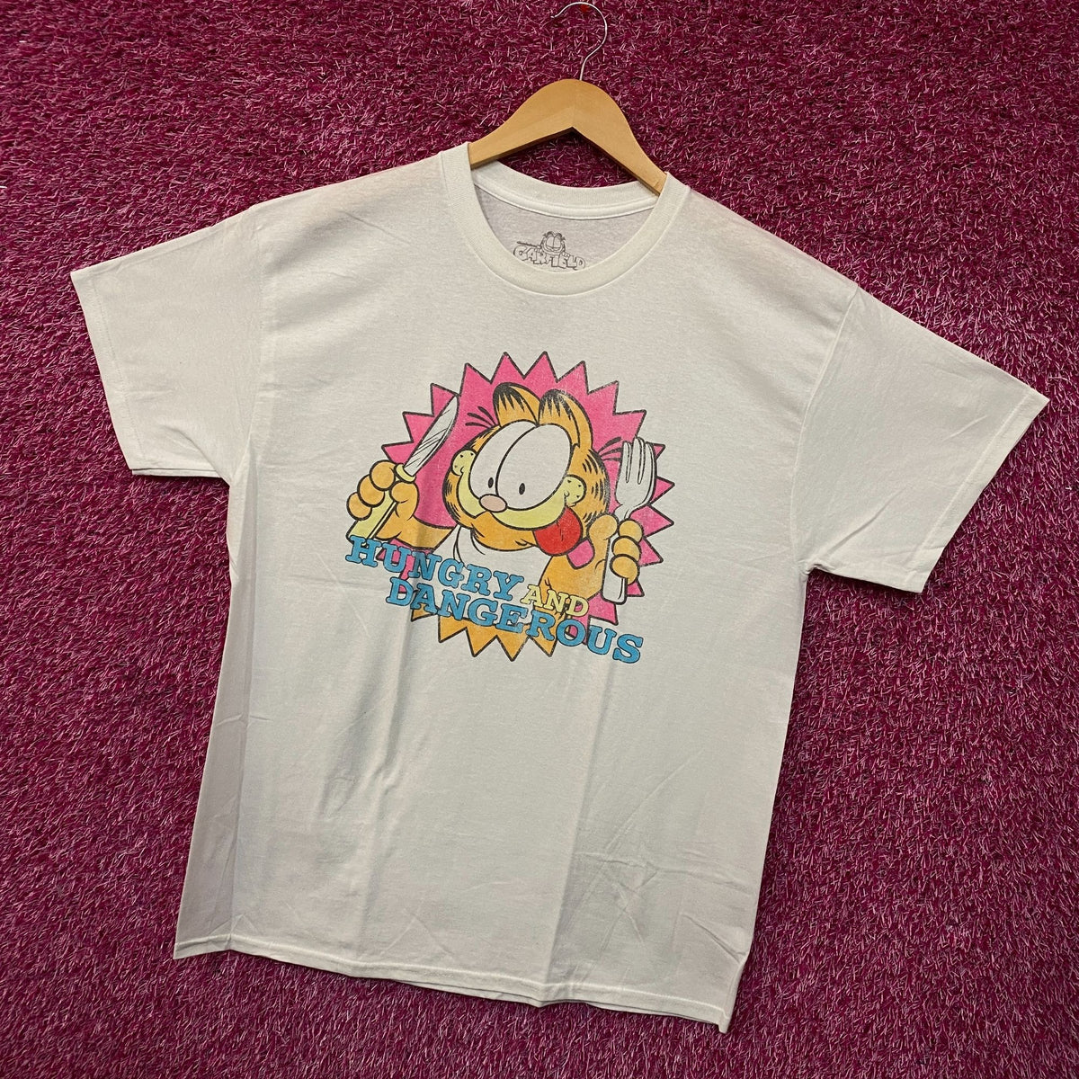 Garfield Hungry and Dangerous Graphic T-Shirt Large