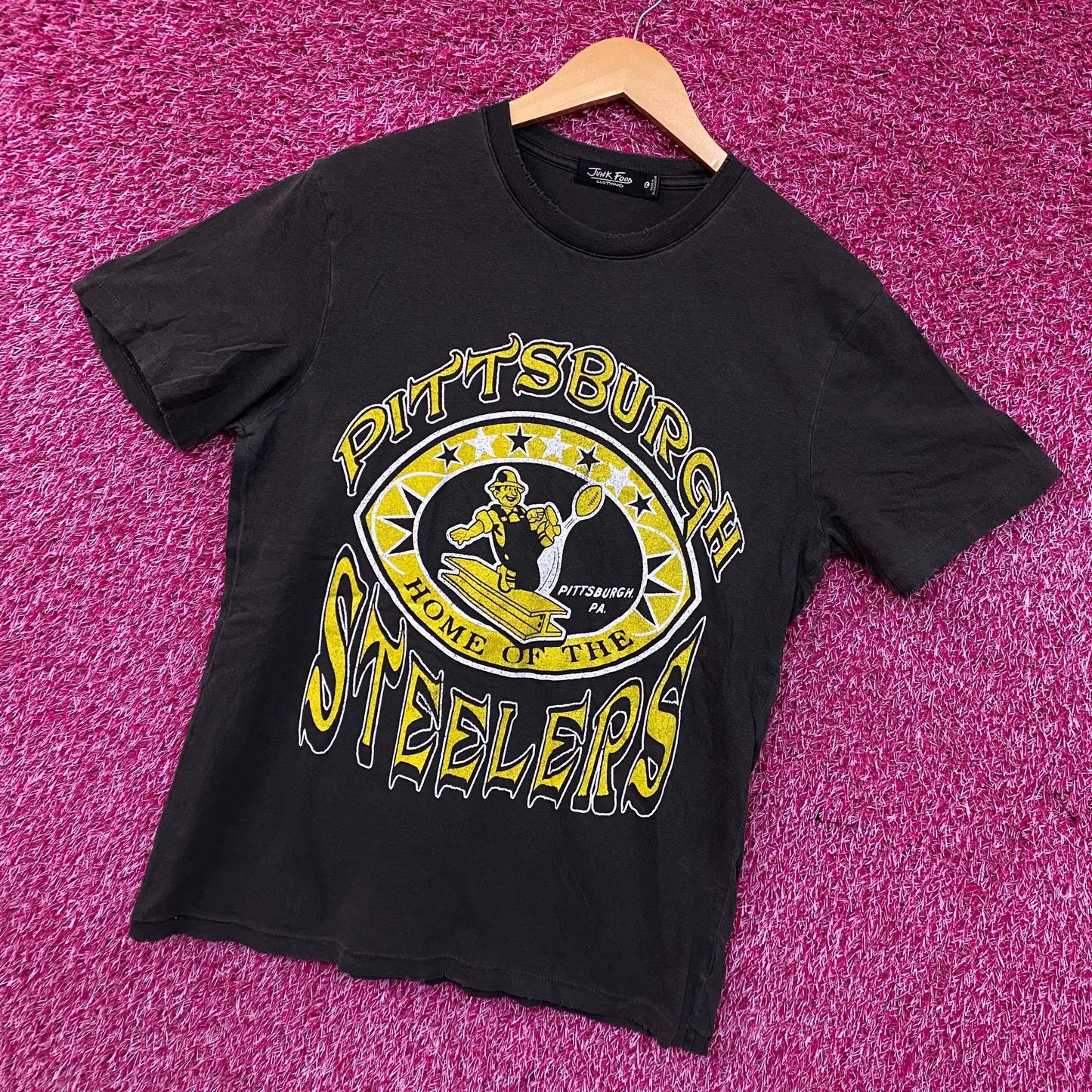 Junk Food Clothing Pittsburgh Steelers Home Vintage Women's Tee Medium