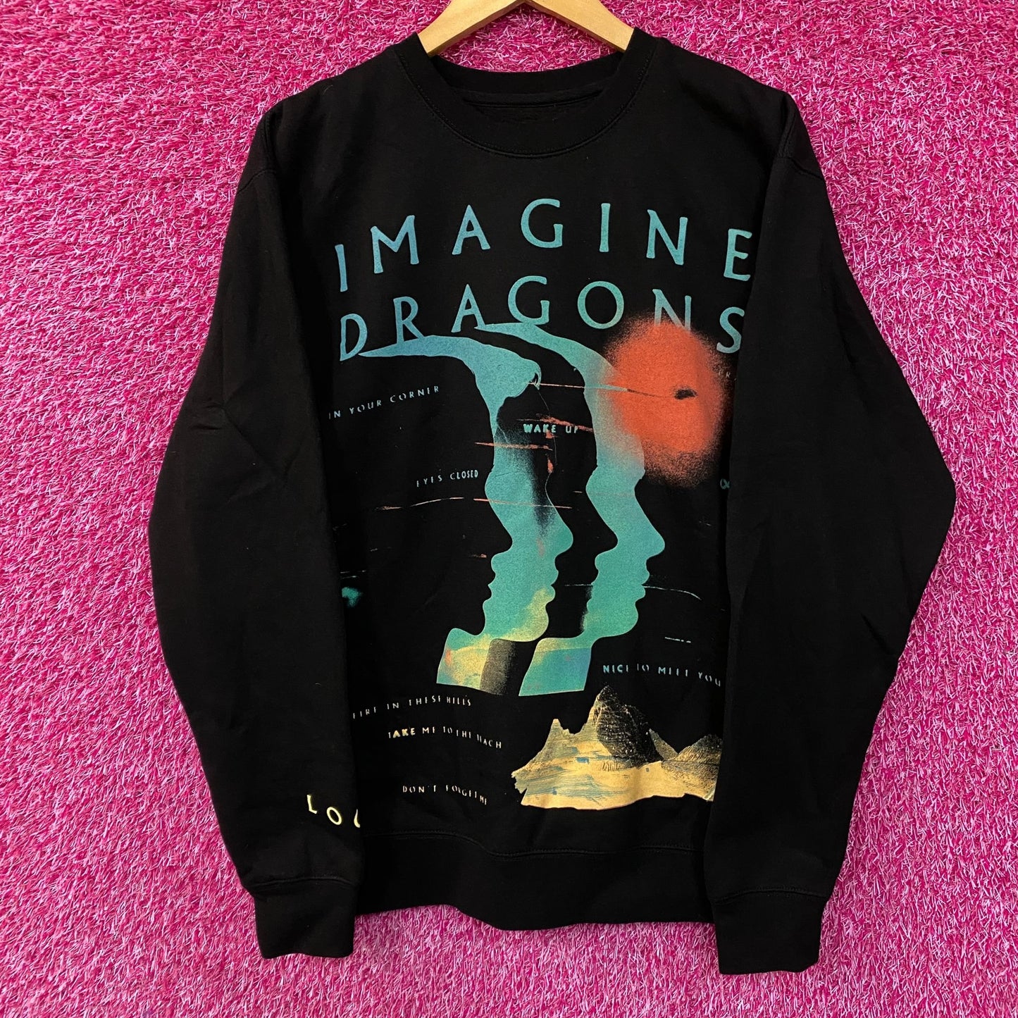 Imagine Dragons Loom World Tour 2024 Crewneck Sweatshirt Medium