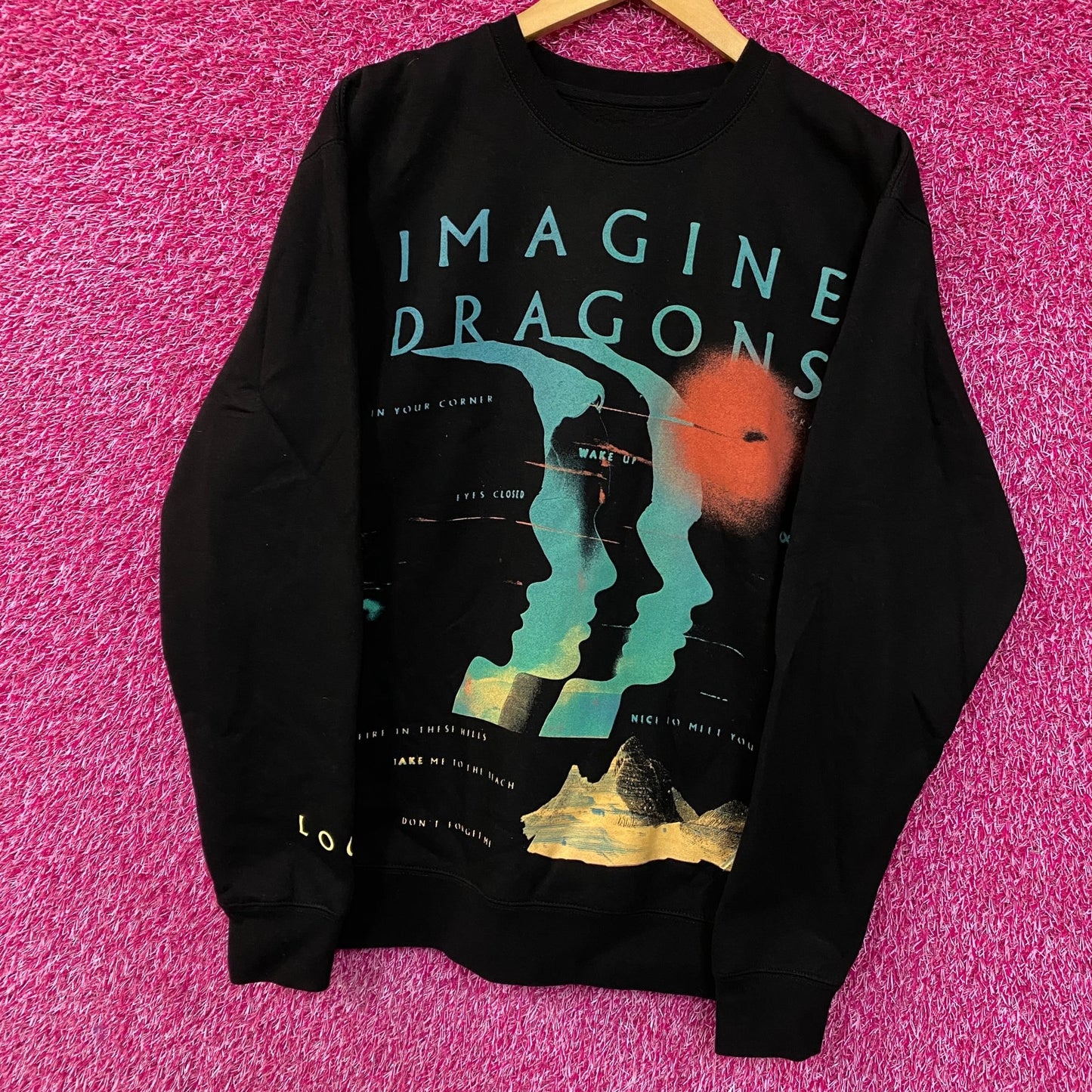 Imagine Dragons Loom World Tour 2024 Crewneck Sweatshirt Medium