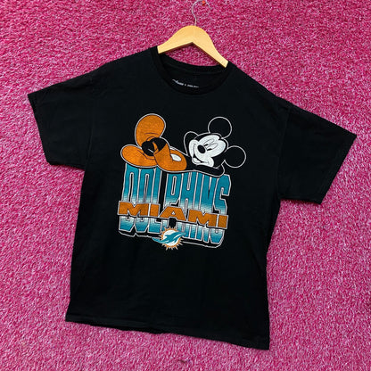 Disney x Junk Food NFL Miami Dolphins Mickey Mouse Kick Back T-Shirt Medium