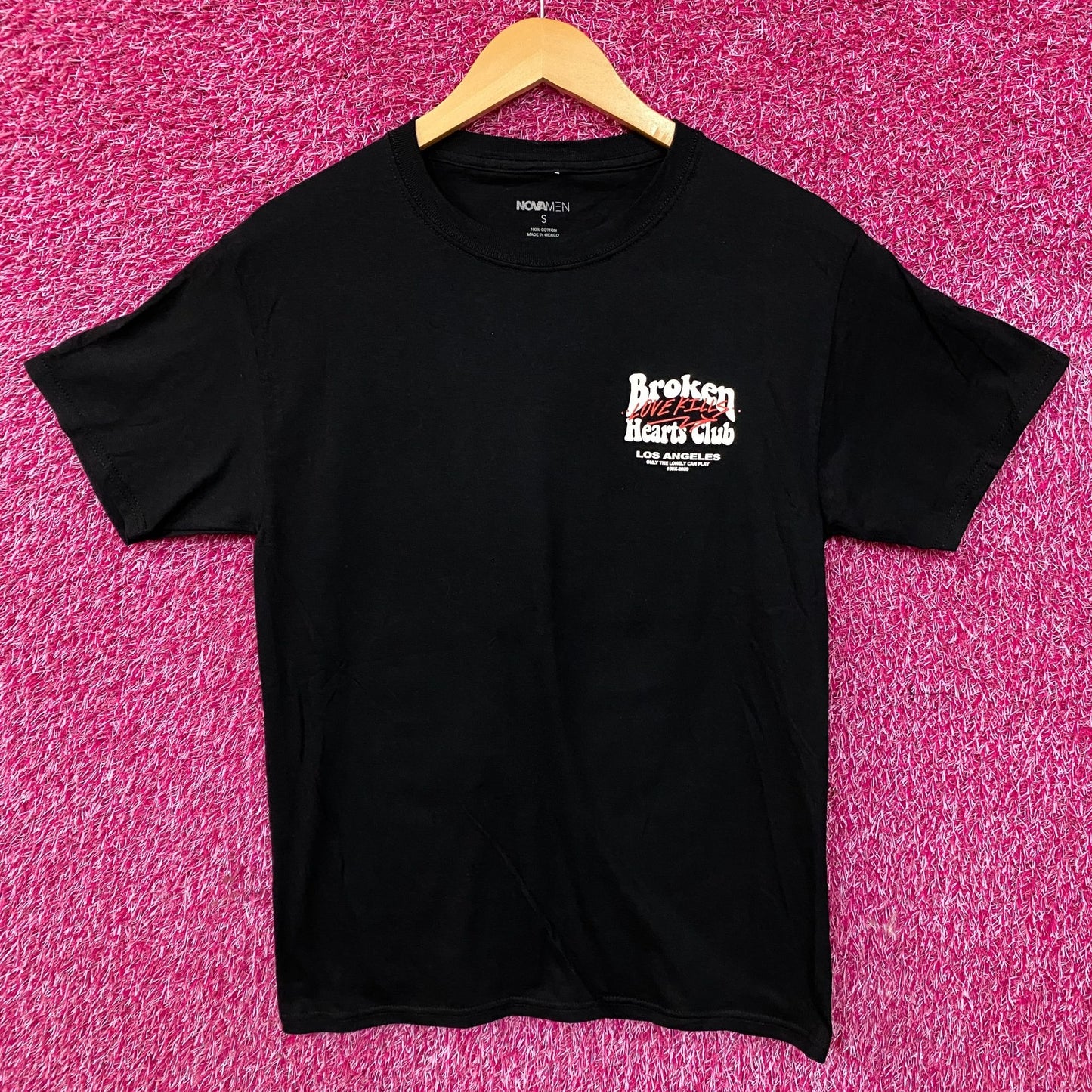 Fashion Nova Broken Hearts Club Graphic Tee Small