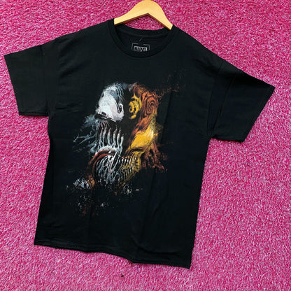 Marvel Venom vs. Carnage Battle of Symbiotes Tee Large