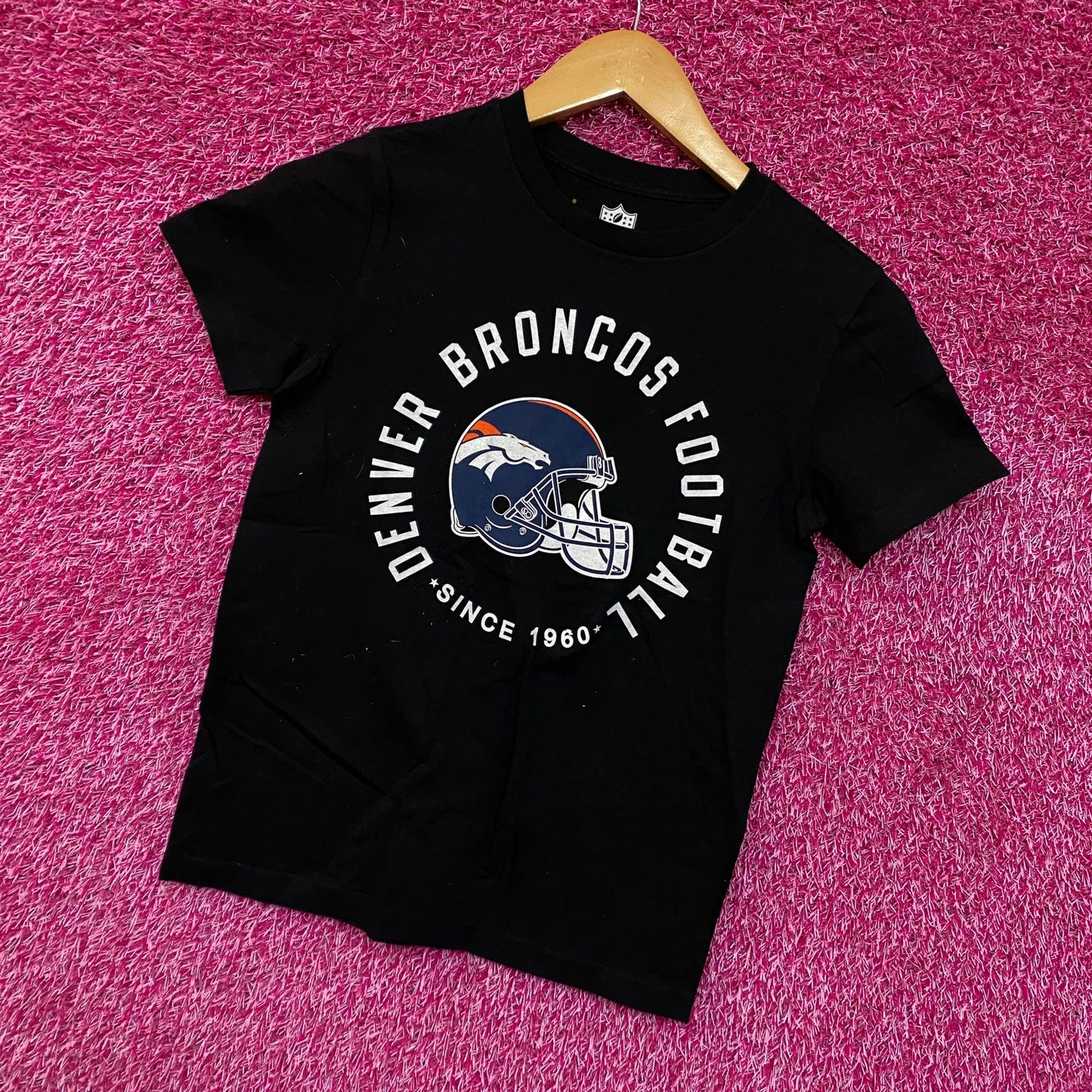 Denver Broncos Since 1980 Tshirt size medium