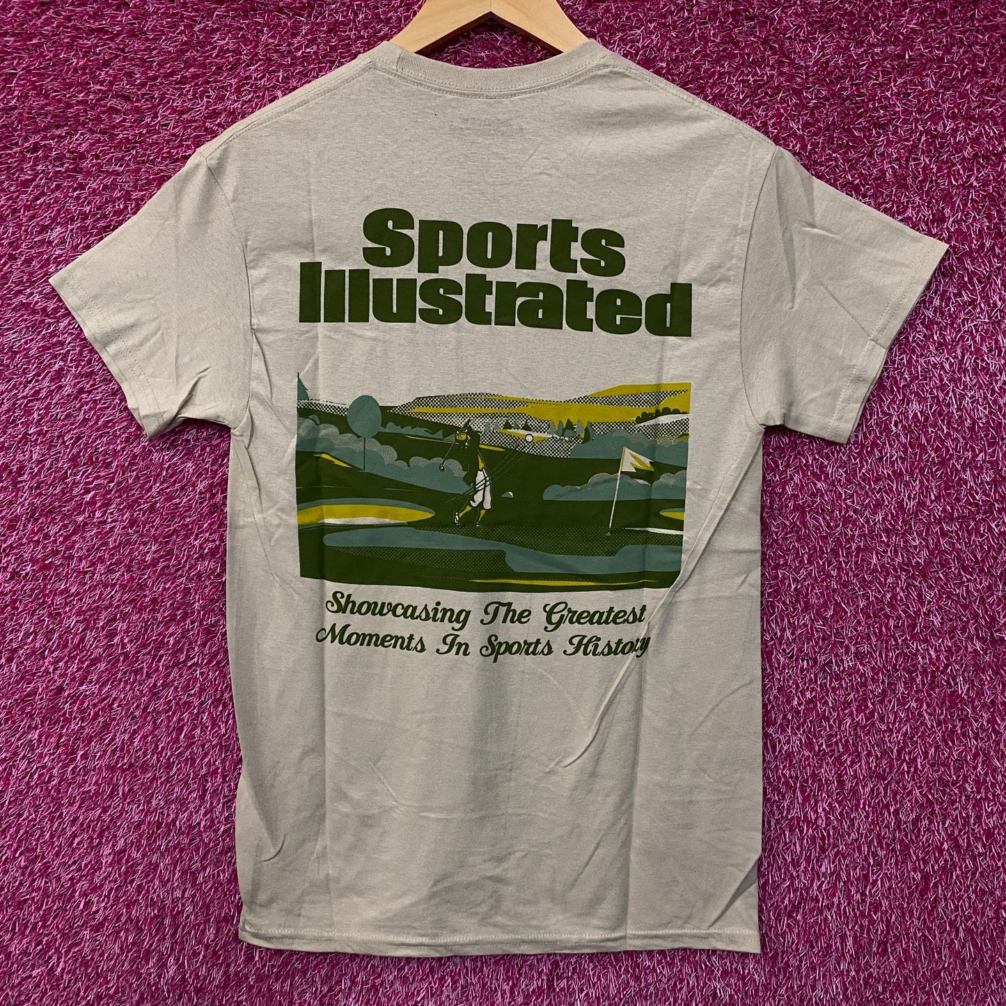 Sports Illustrated Vintage Style Golf Graphic T-Shirt Small