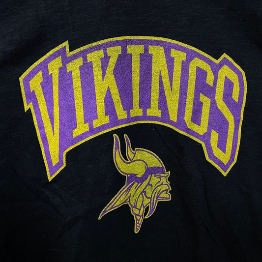 Junk Food Clothing Minnesota Vikings Women's Mock Neck Crop Tee Large