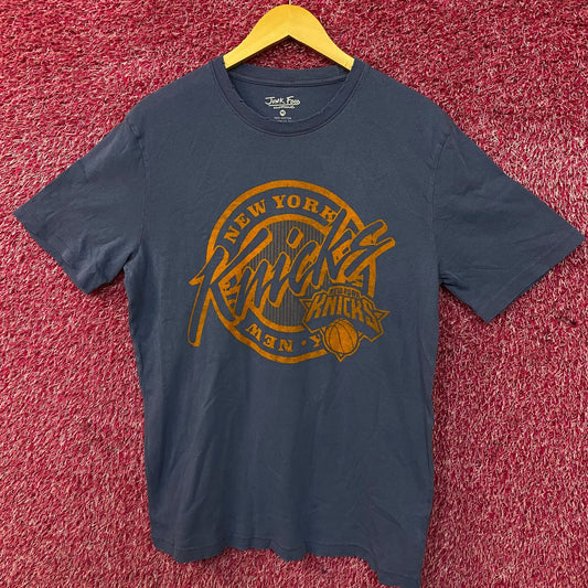 Junk Food Clothing New York Knicks Crest Vintage T-Shirt Medium