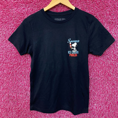 Peanuts Snoopy Ice Cream Parlor Graphic Tee Medium