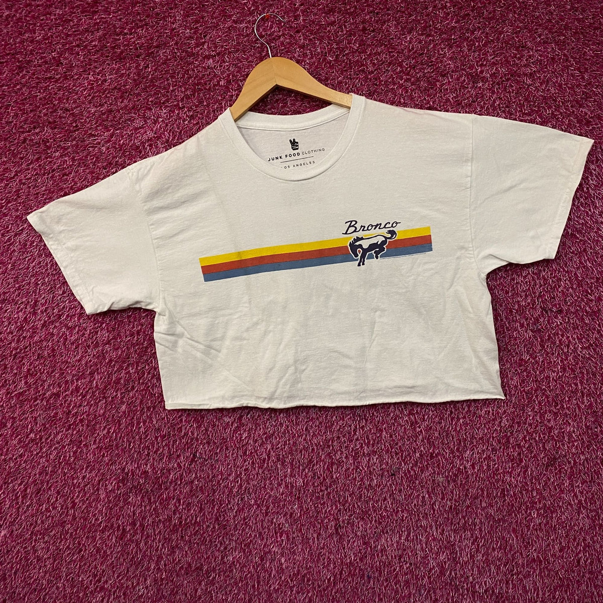 Junk Food Clothing "Bronco 66" Graphic Women's Crop Tee Medium