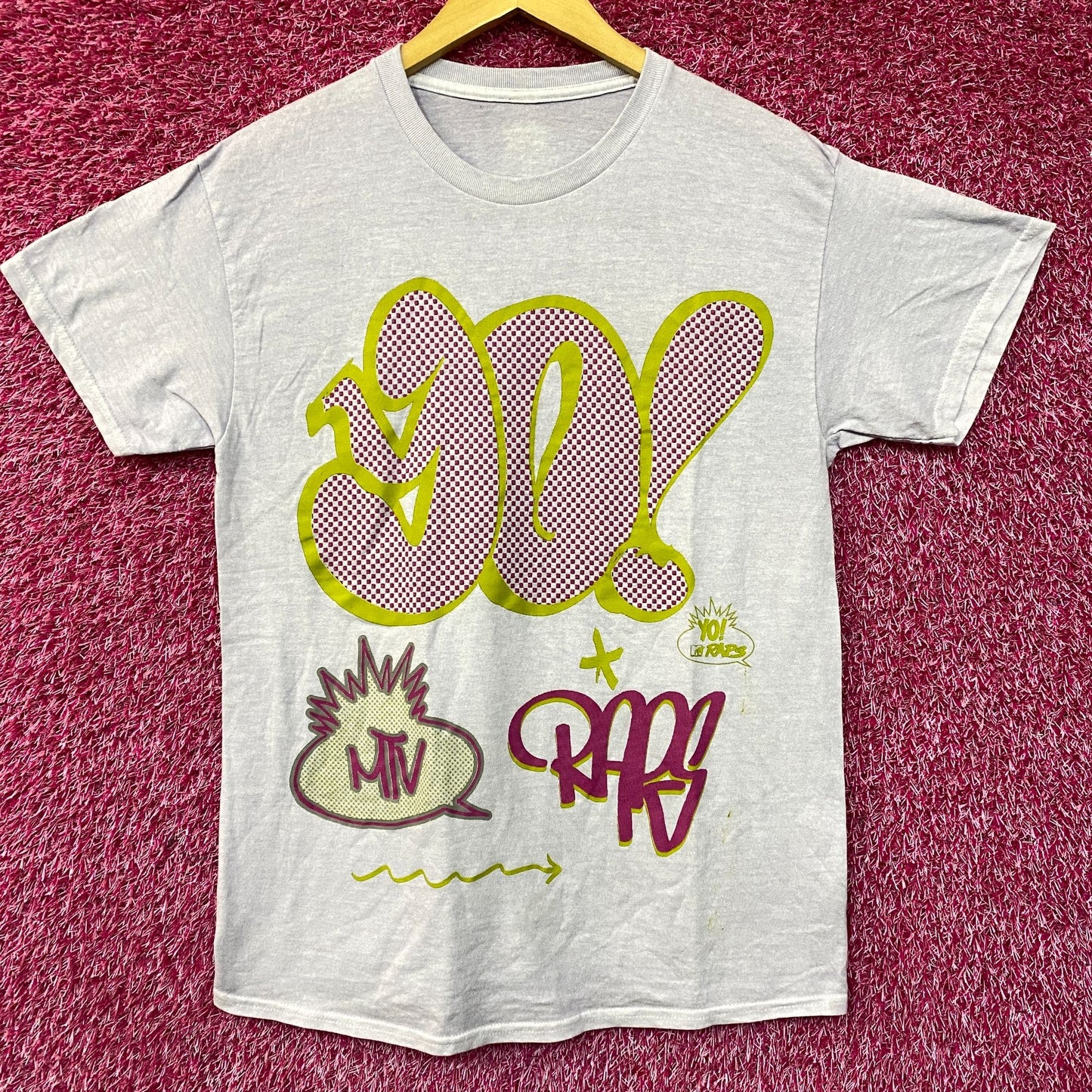 MTV 90's Graffiti Pop Art Poster Light Blue T-Shirt Medium