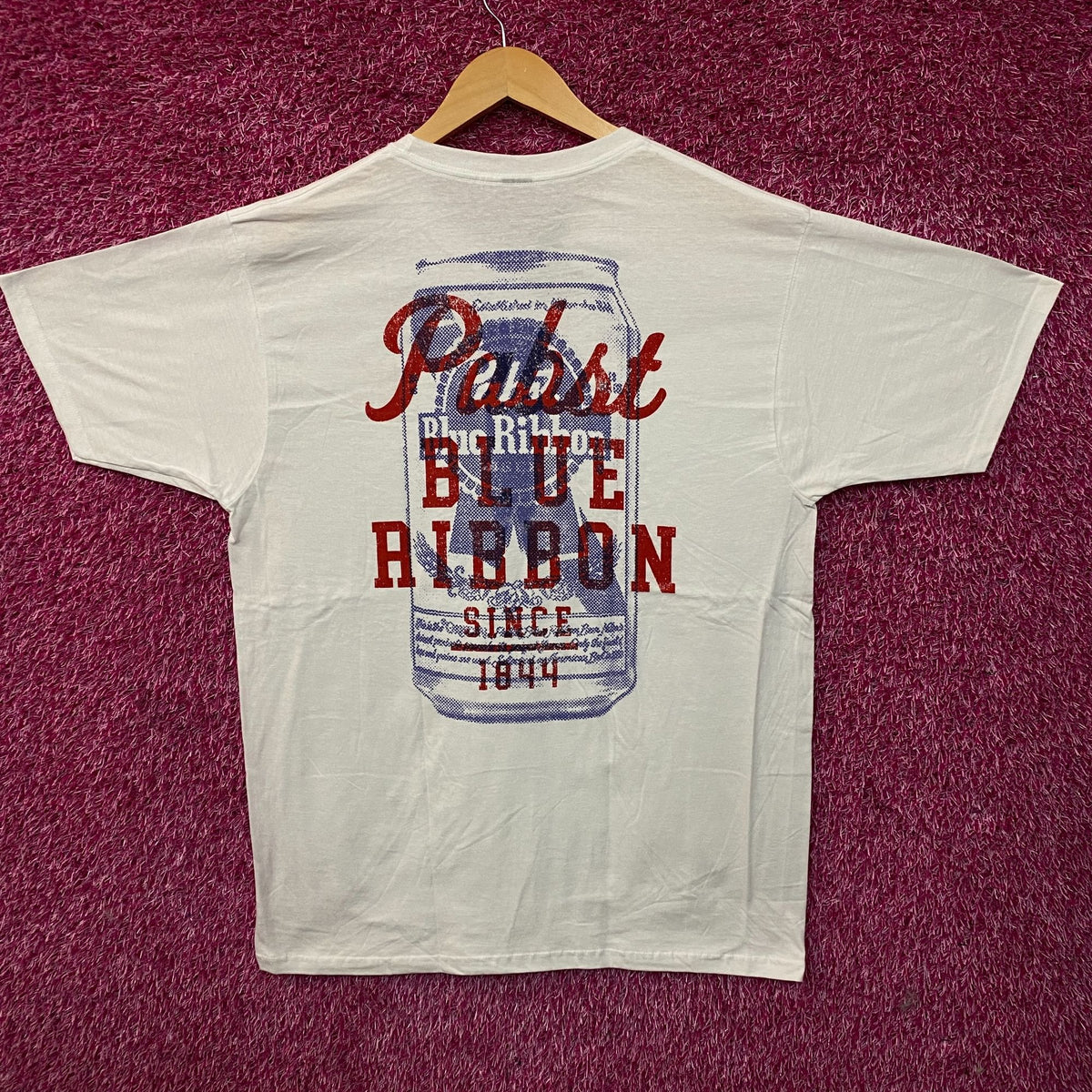 Pabst Blue Ribbon Vintage Beer Can Graphic T-Shirt Large