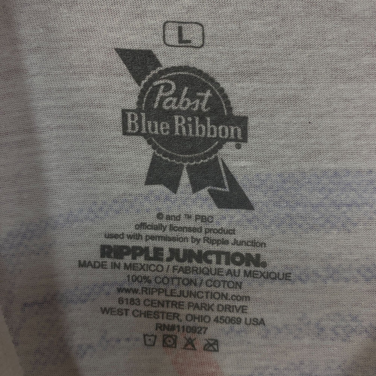Pabst Blue Ribbon Vintage Beer Can Graphic T-Shirt Large