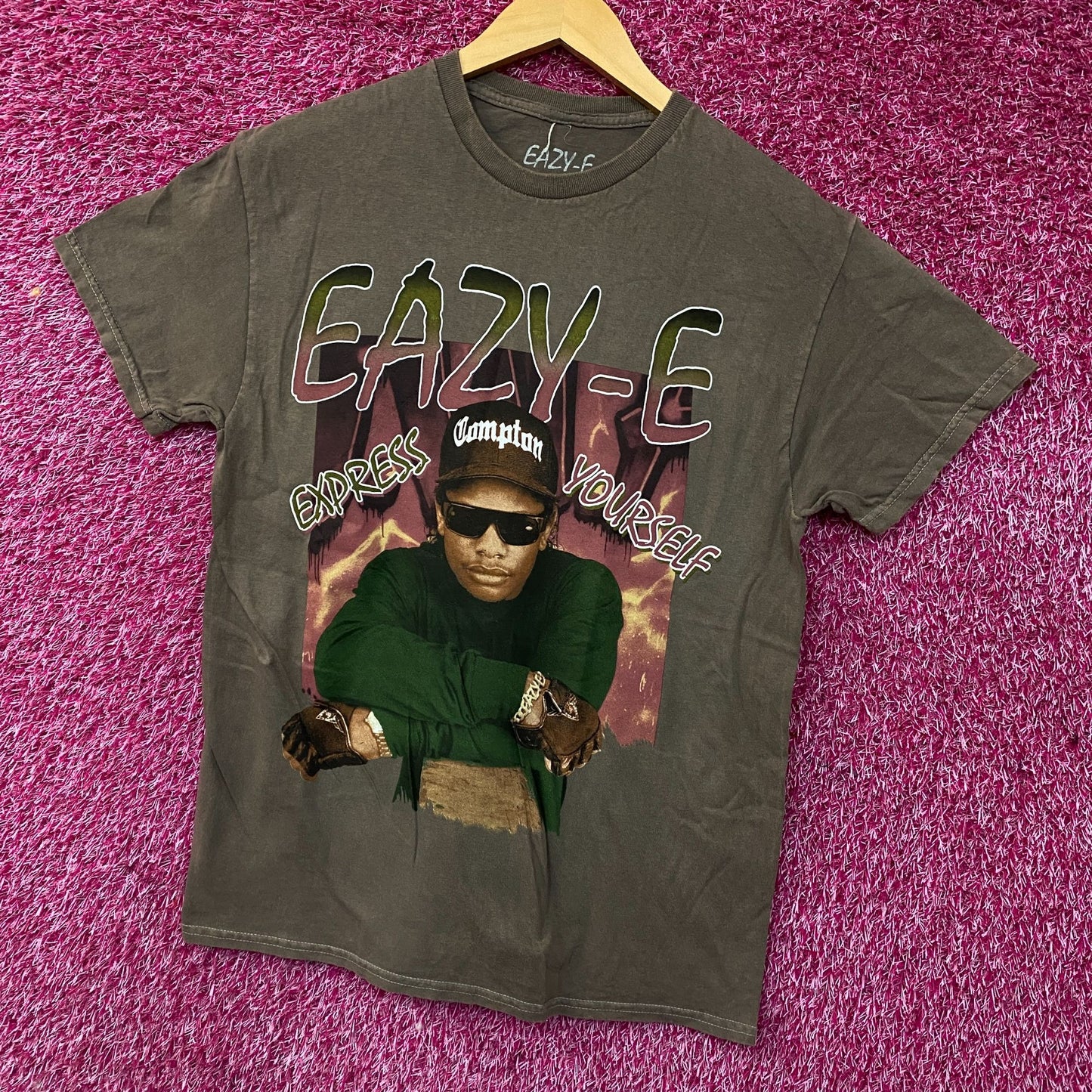 Eazy-E Express Yourself Straight Outta Compton Graphic T-Shirt Medium