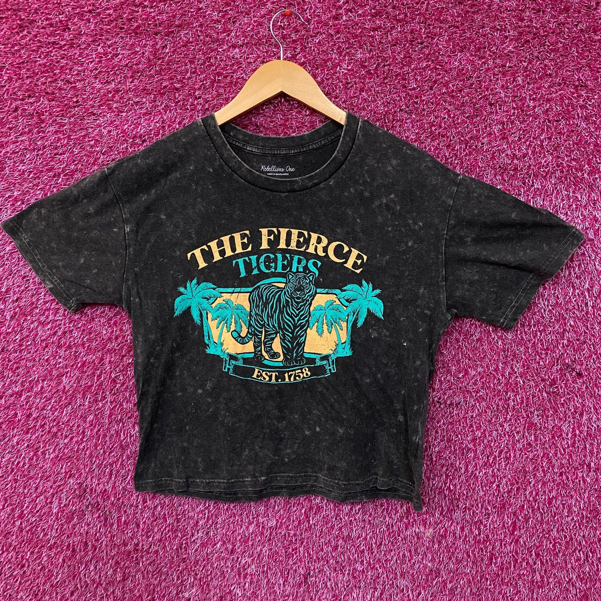 Rebellion One "The Fierce Tigers" Mineral Wash Cropped Graphic T-Shirt Medium