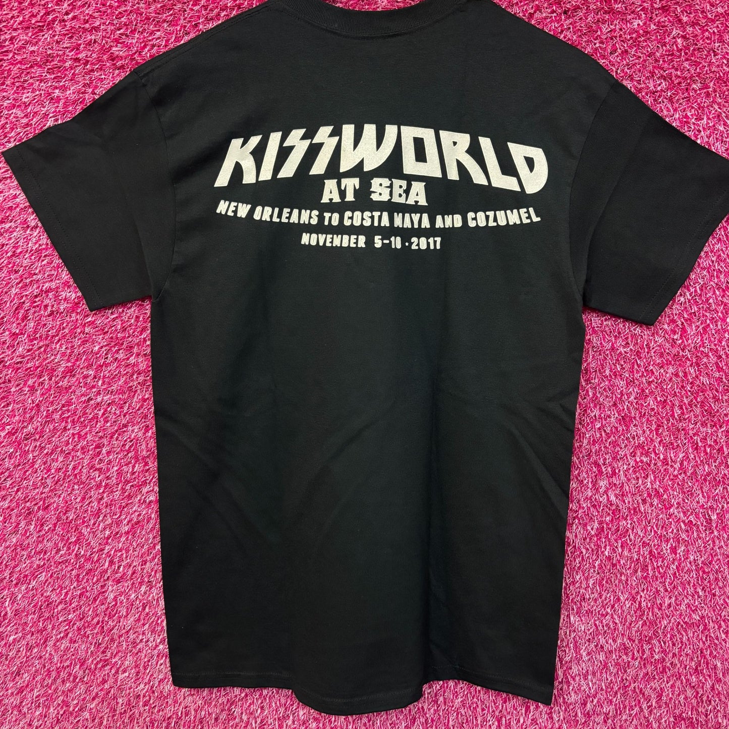 Kiss Kruise Kiss World at Sea rock tshirt Medium