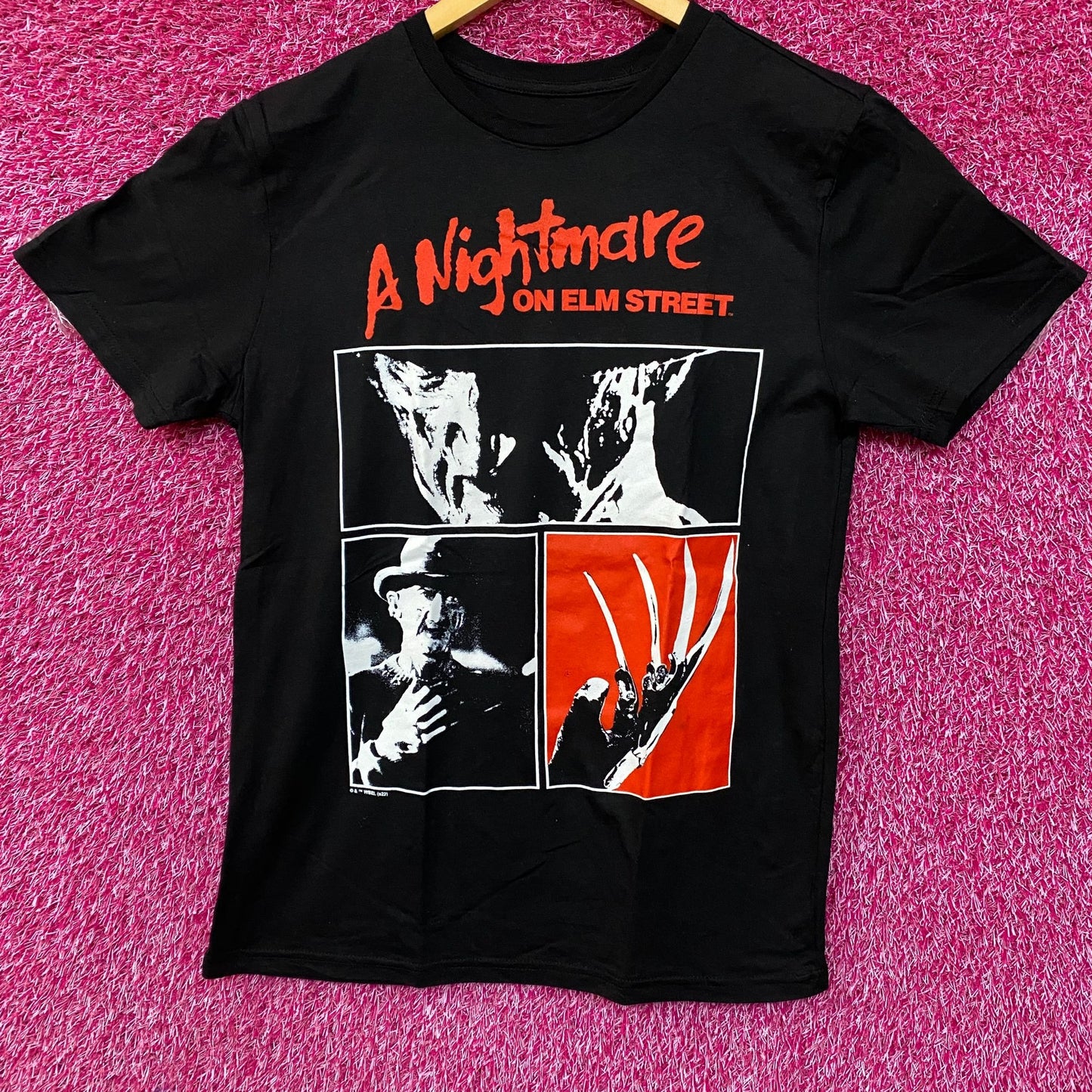 A Nightmare On Elm Street Freddy Krueger Graphic Design T-Shirt Medium